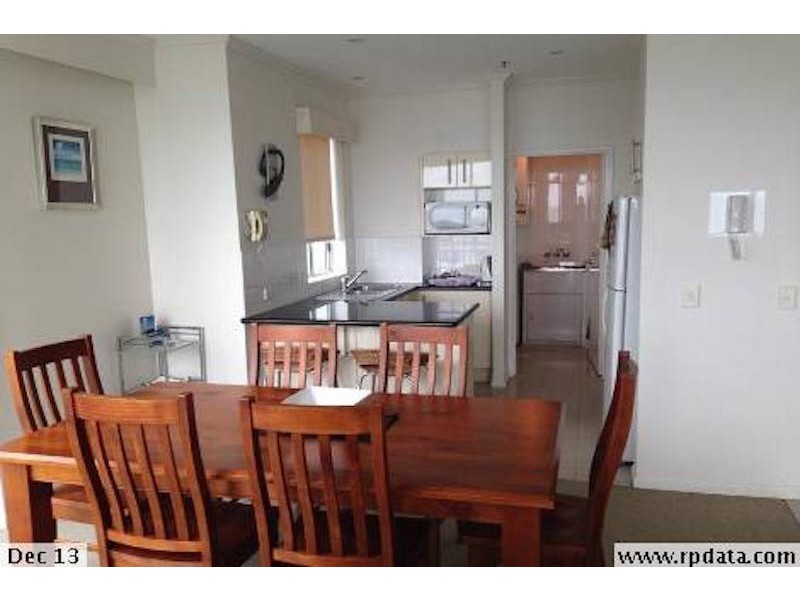 5 Woodroffe Ave, Main Beach QLD 4217