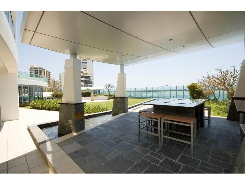 503/300 Marine Parade, Labrador QLD 4215