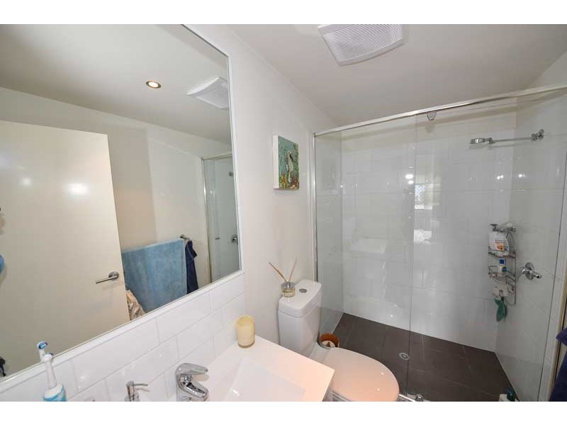 4/4-6 Lockhart Street, Woolloongabba QLD 4102