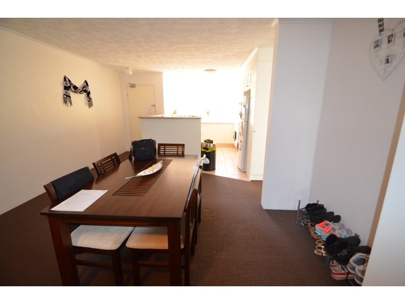 1/37 Mawarra Street, Chevron Island QLD 4217