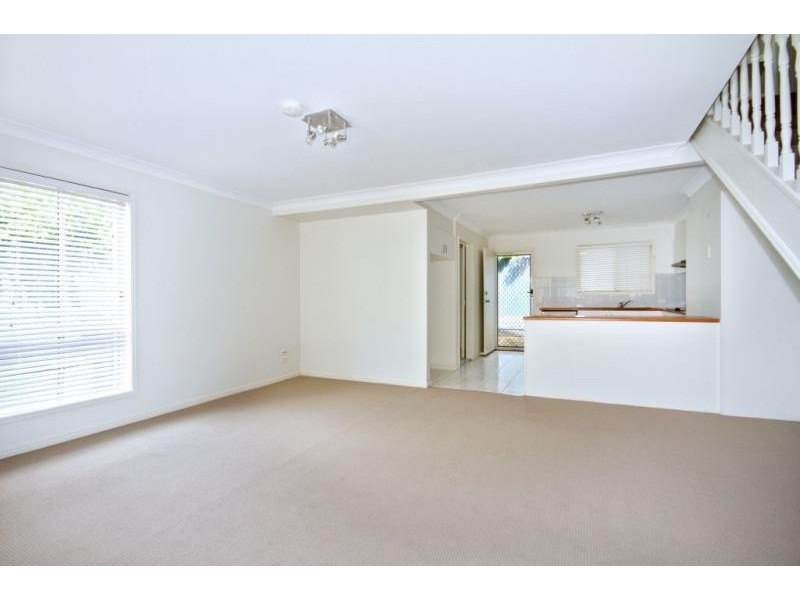 11 Railway Street, Mudgeeraba QLD 4213