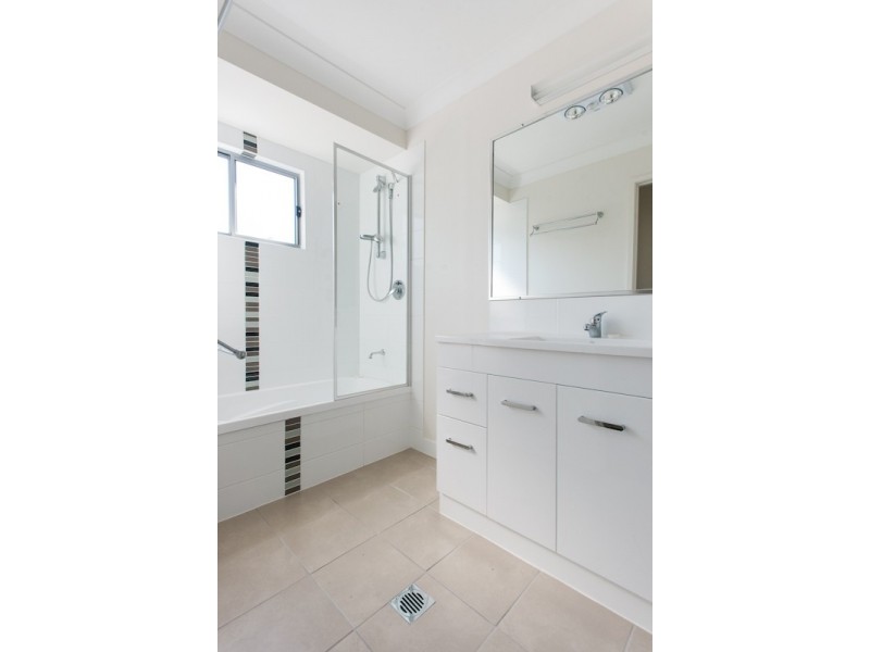 27/54 A Briggs Road, Raceview QLD 4305