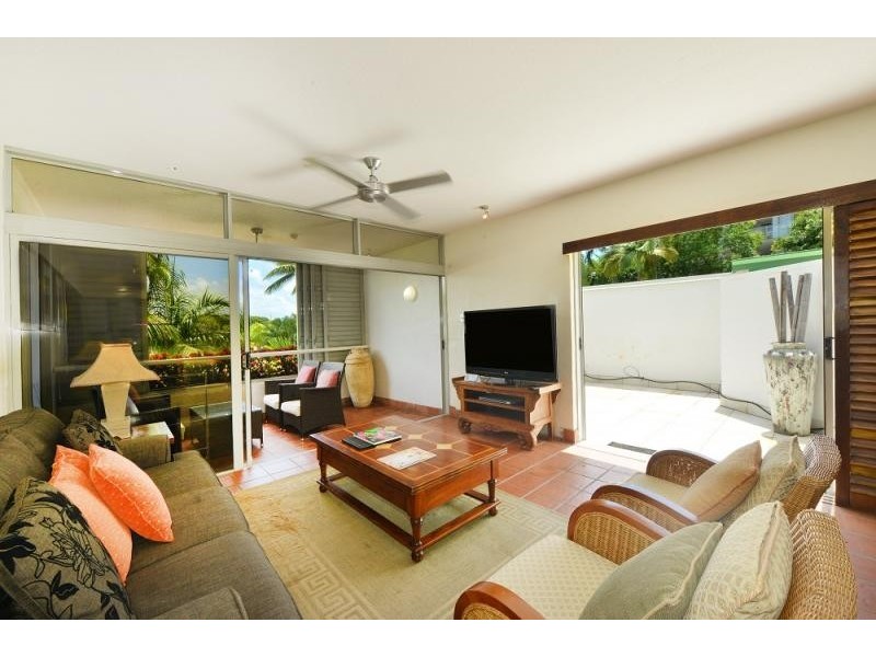 218/2 Macrossan Street, Port Douglas QLD 4877