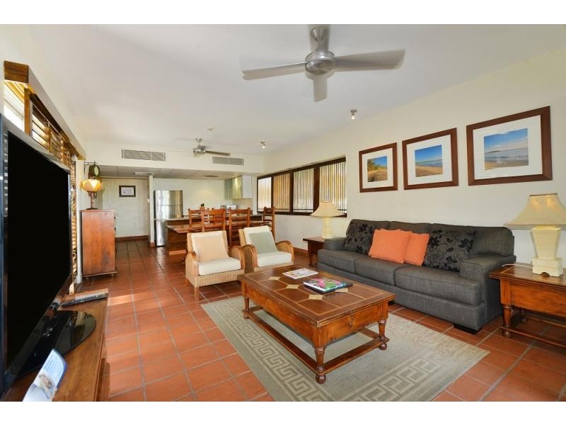 218/2 Macrossan Street, Port Douglas QLD 4877