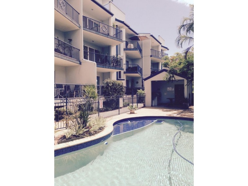 36 BURRA ST, Chevron Island QLD 4217