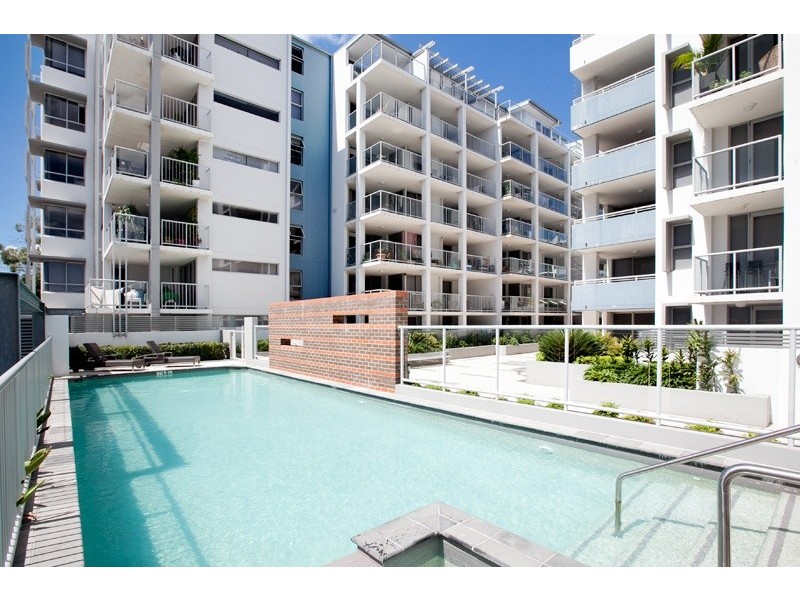 S16/8 Cordelia st, South Brisbane QLD 4101