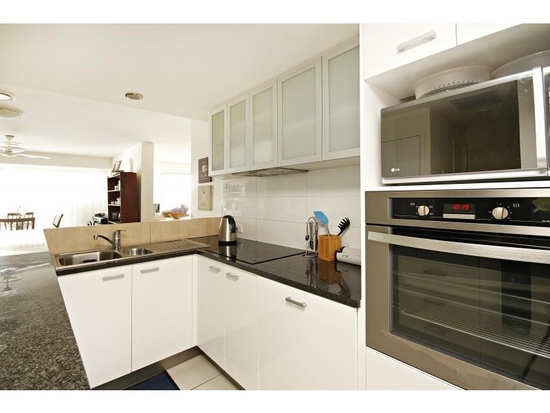 100/57 Grand Parade, Kawana Island QLD 4575