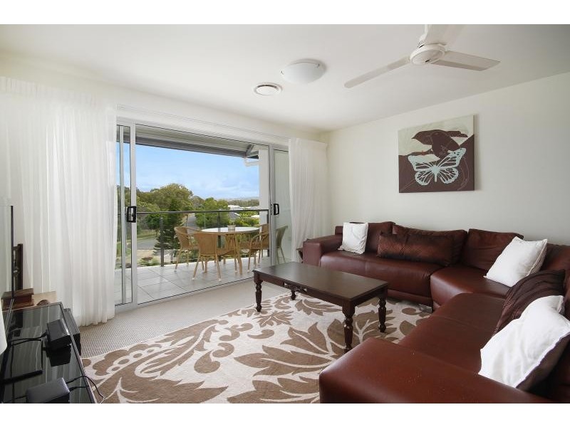 100/57 Grand Parade, Kawana Island QLD 4575