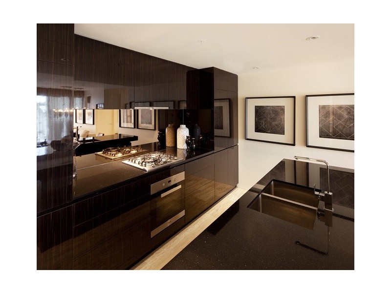 @/26 MARINA DRIVE, Benowa QLD 4217