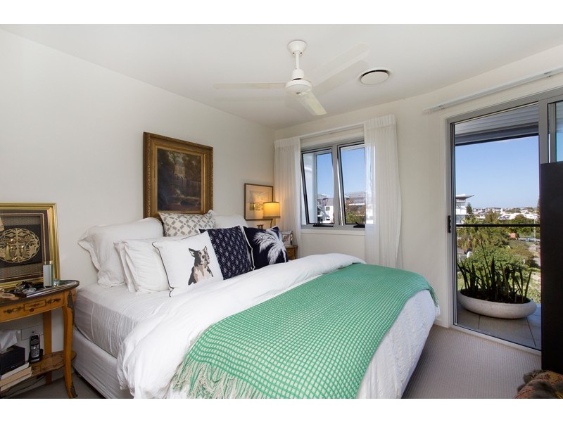 34/57 Grand Parade, Kawana Island QLD 4575