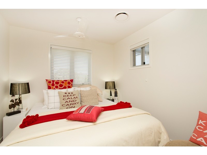 34/57 Grand Parade, Kawana Island QLD 4575