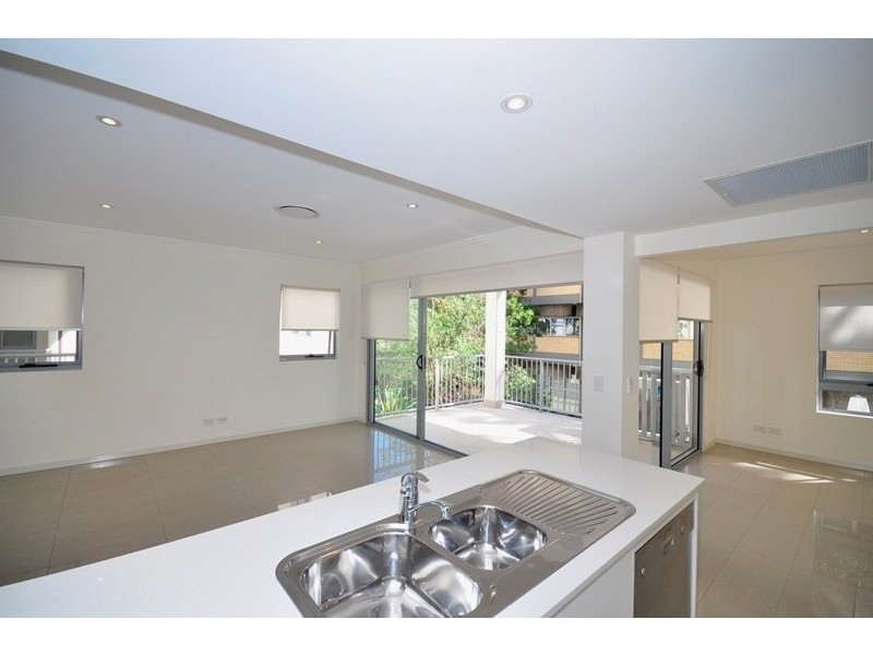 208/23 Robinson Place, Kelvin Grove QLD 4059