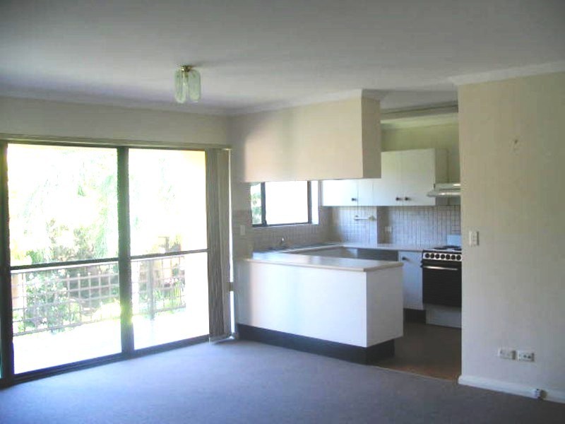 111 Markeri Street, Mermaid Waters QLD 4218