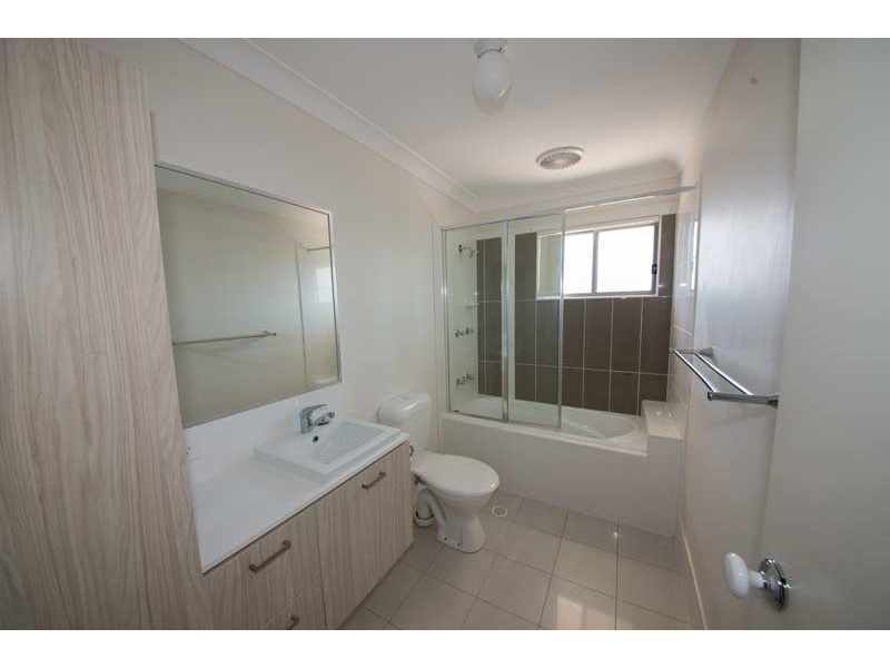 6 Clearwater Street, Bethania QLD 4205