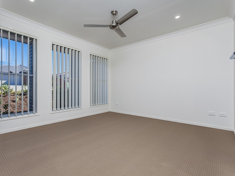 104 Surround Street, Dakabin QLD 4503