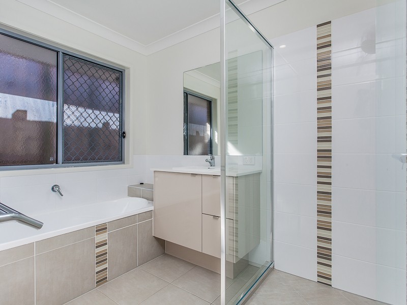 104 Surround Street, Dakabin QLD 4503