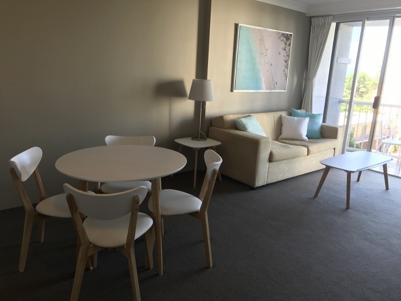 1045/2633 Gold Coast Highway, Broadbeach QLD 4218