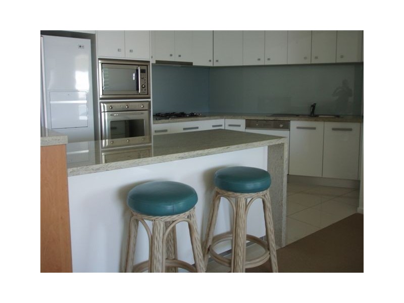 300 Marine Parade, Labrador QLD 4215