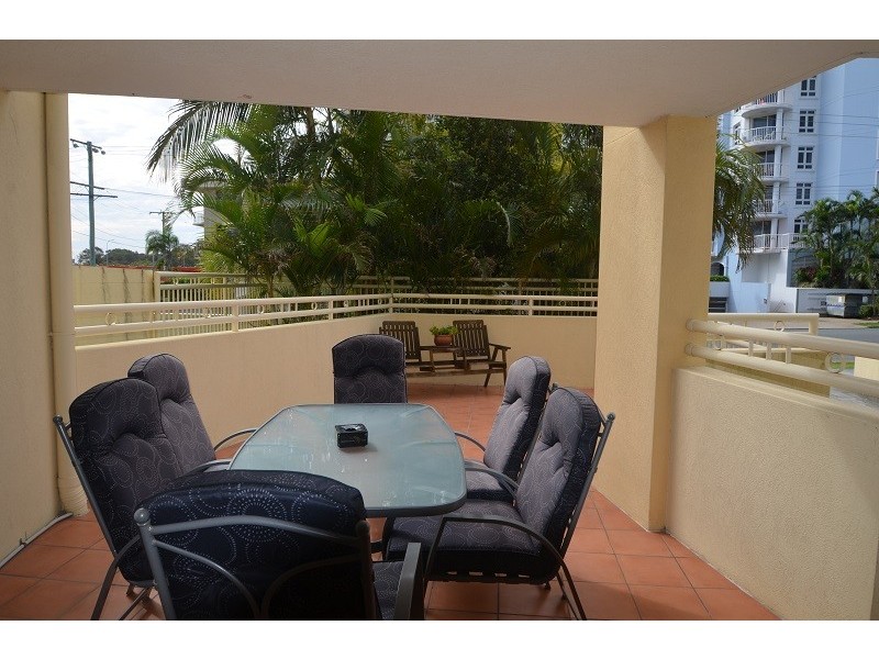 36 Alexandra Avenue, Mermaid Beach QLD 4218