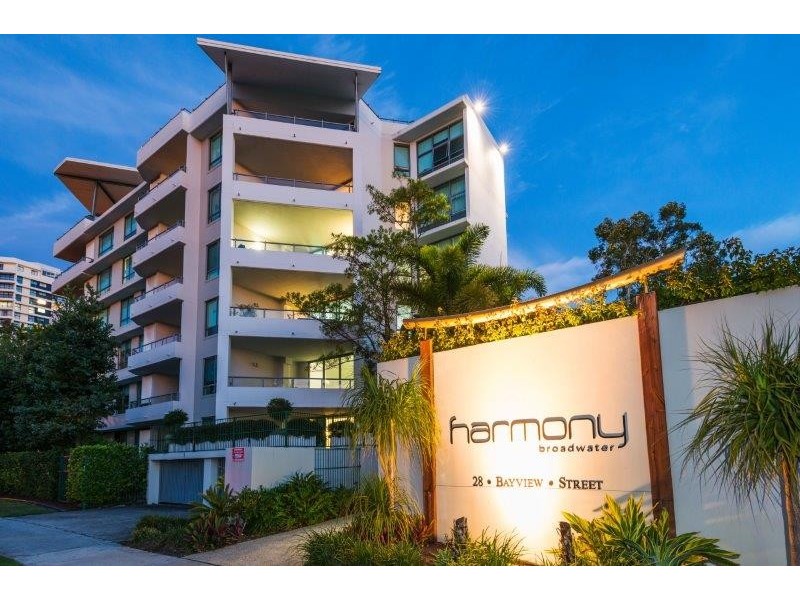 46/28 Bayview St, Runaway Bay QLD 4216