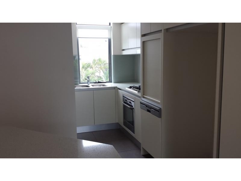 46/28 Bayview St, Runaway Bay QLD 4216