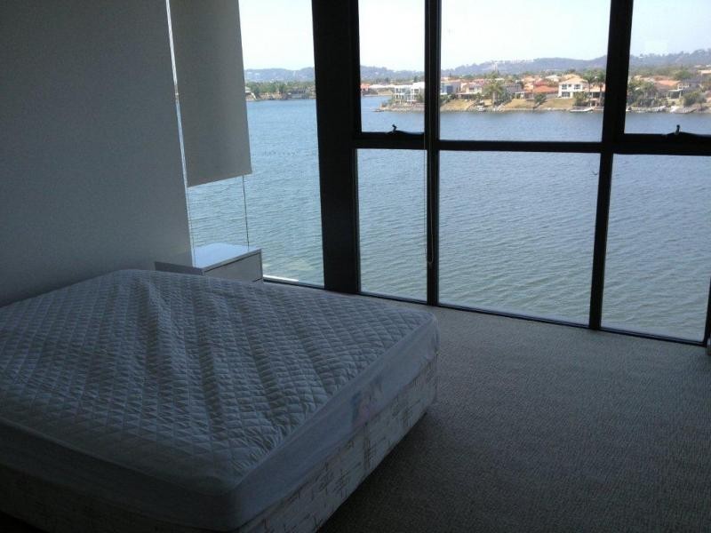 A3/9 Moores Crescent, Varsity Lakes QLD 4227