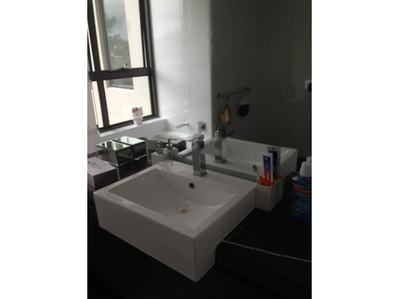 A3/9 Moores Crescent, Varsity Lakes QLD 4227