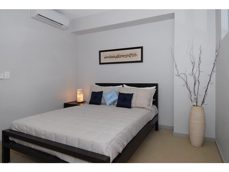 Yorkeys Knob QLD 4878
