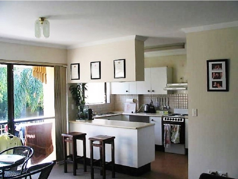 111 Markeri Street, Mermaid Waters QLD 4218