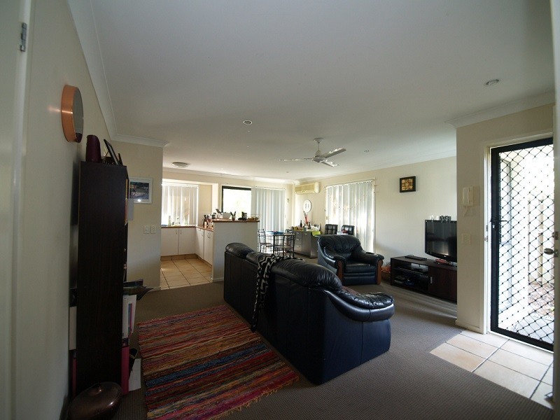 590 Pine Ridge Rd, Coombabah QLD 4216