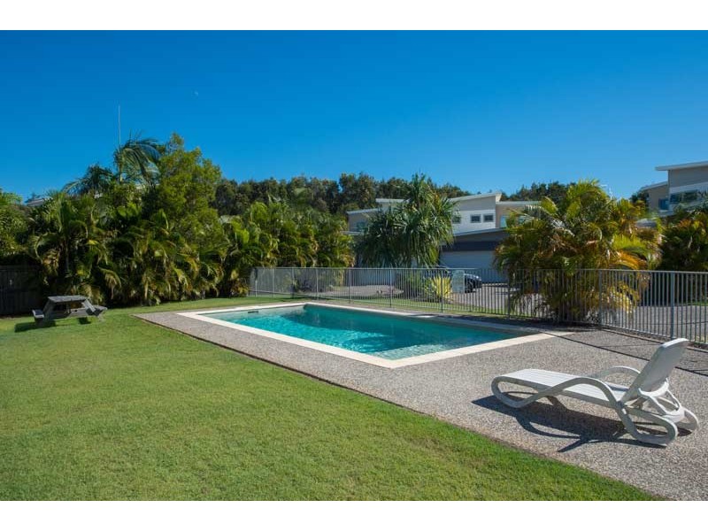 15 Catalina Drive, Mudjimba QLD 4564