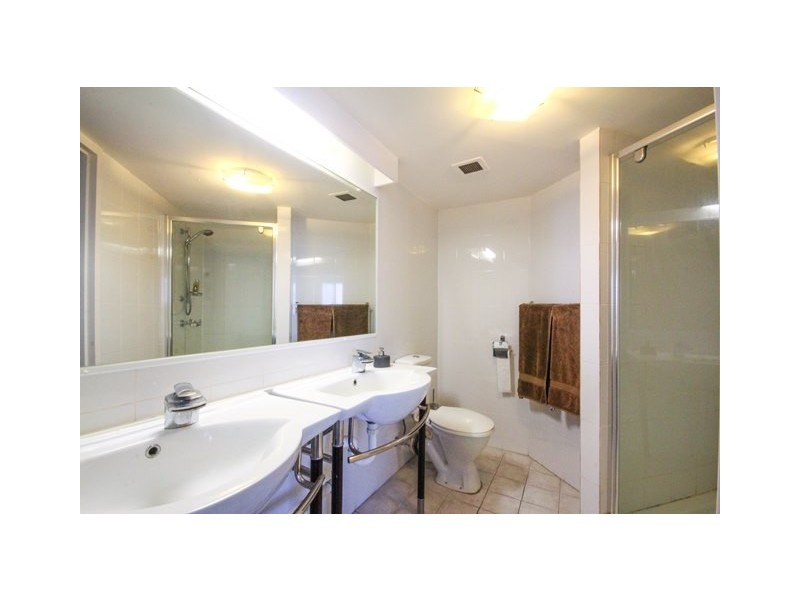 41/3576 Main Beach Parade, Main Beach QLD 4217