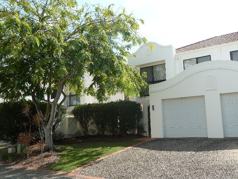 3/22-34 Glenside Drive, Robina QLD 4226