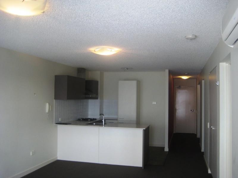 S13/8 Cordelia st, South Brisbane QLD 4101