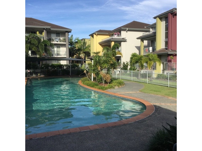 10/33 Clark St, Biggera Waters QLD 4216