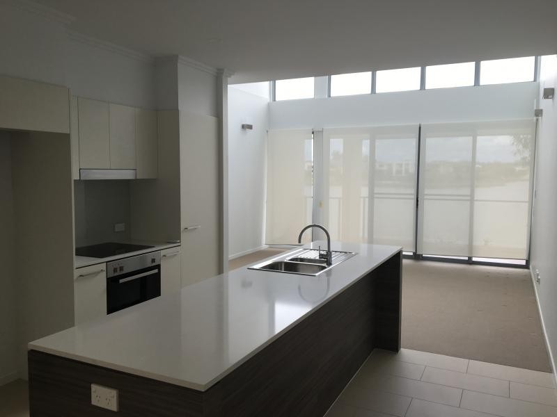 15/29-49 Varsity Parade, Varsity Lakes QLD 4227