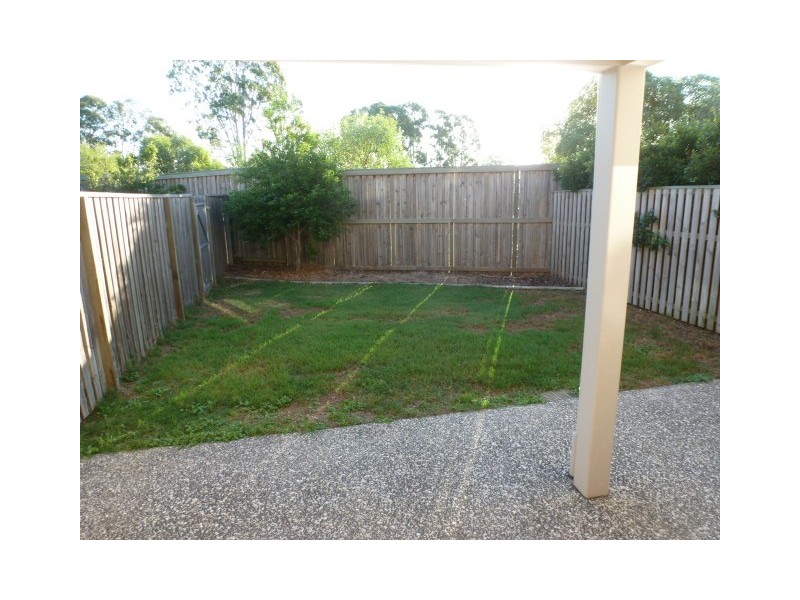 86 Carselgrove Ave, Fitzgibbon QLD 4018