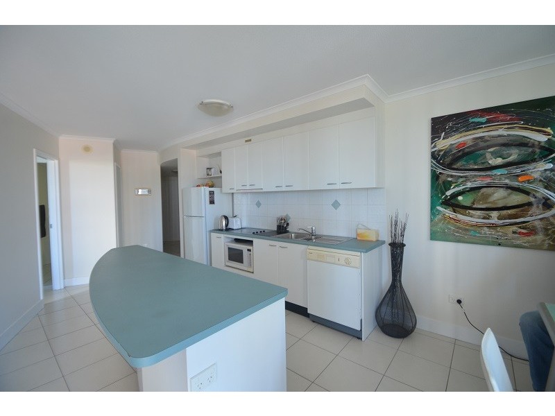 32 Surf Parade, Broadbeach QLD 4218