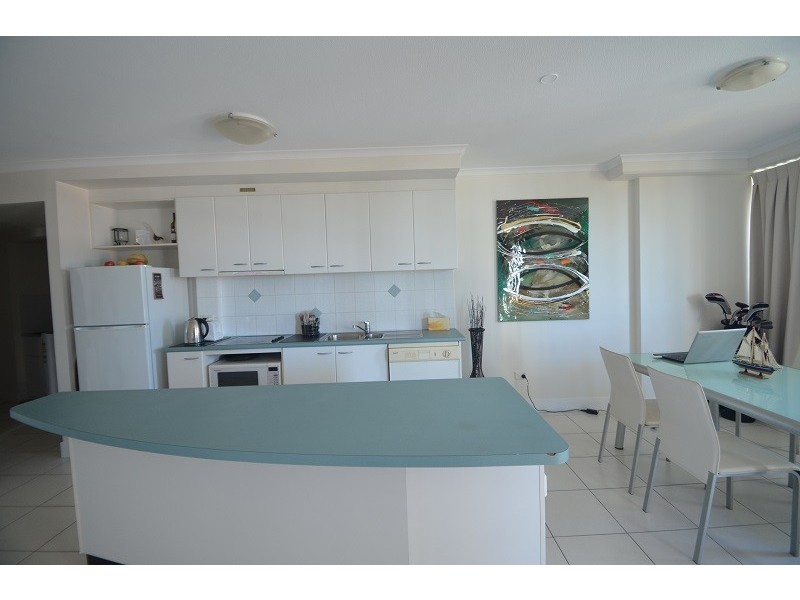 32 Surf Parade, Broadbeach QLD 4218