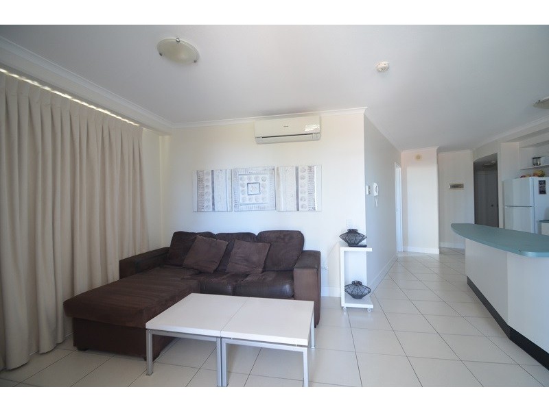32 Surf Parade, Broadbeach QLD 4218