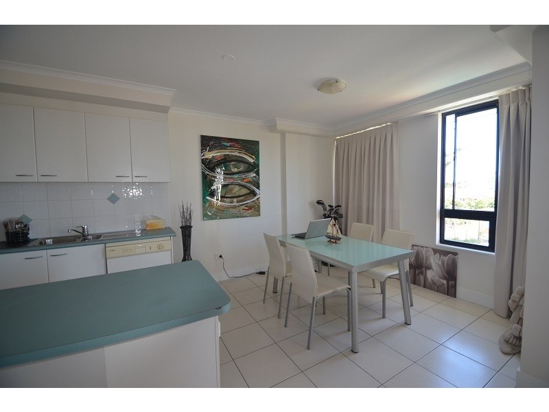 32 Surf Parade, Broadbeach QLD 4218