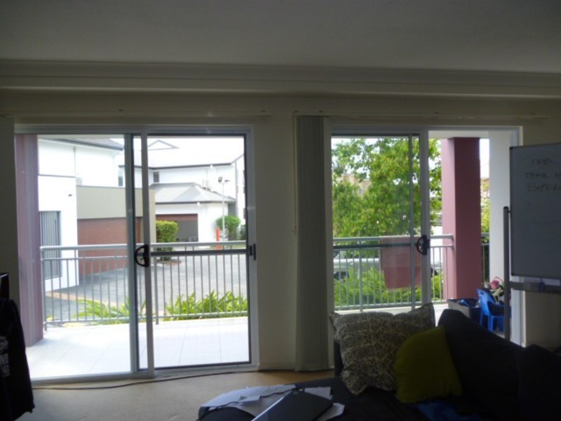 1001/33 Clark St, Biggera Waters QLD 4216