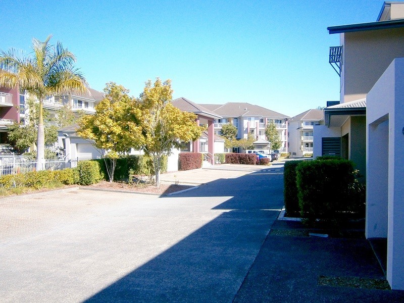 1001/33 Clark St, Biggera Waters QLD 4216