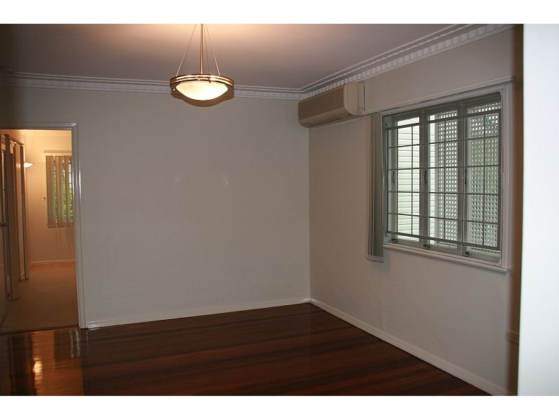 49 Sexton St, Tarragindi QLD 4121