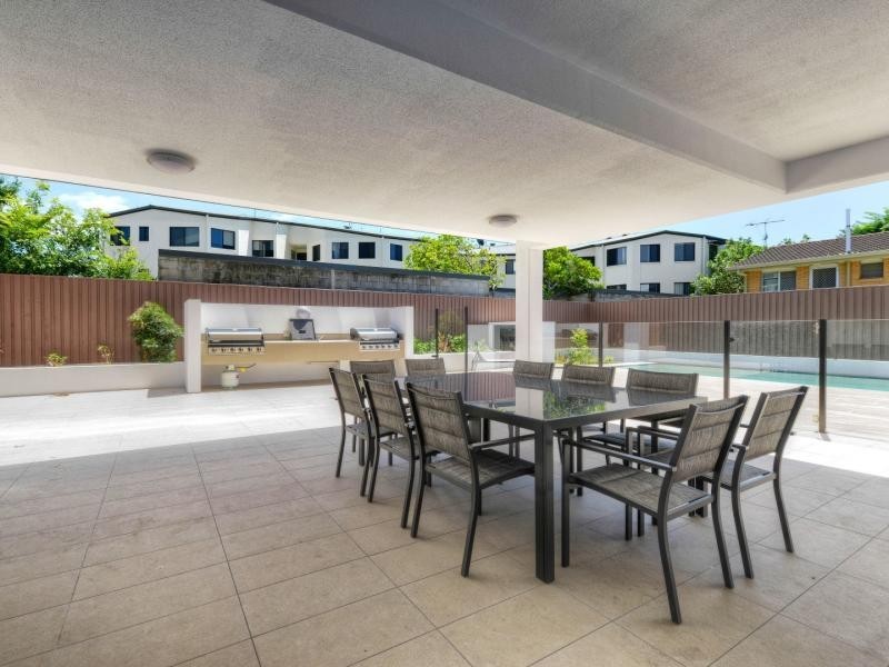 327/120 Melton rd, Nundah QLD 4012