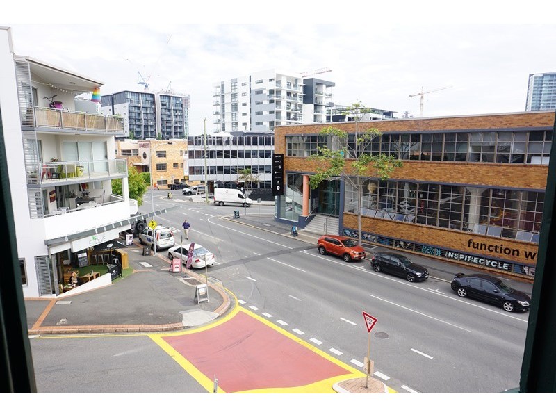 23/241 Arthur St, Teneriffe QLD 4005