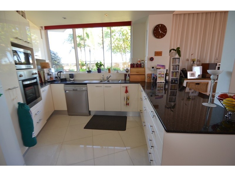 Palm Beach QLD 4221