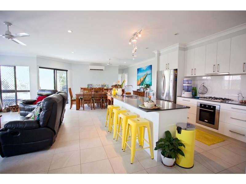 18 Marrabah Avenue, Smithfield QLD 4878