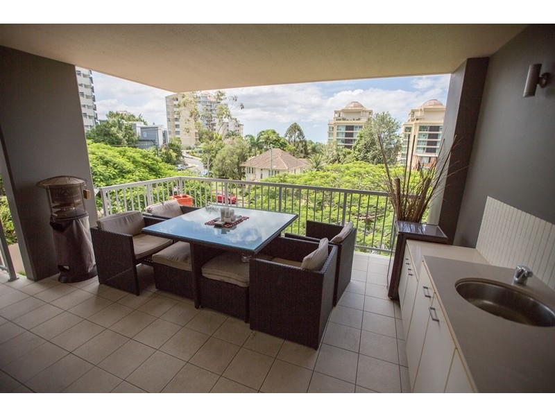 2E/153 Lambert Street, Kangaroo Point QLD 4169
