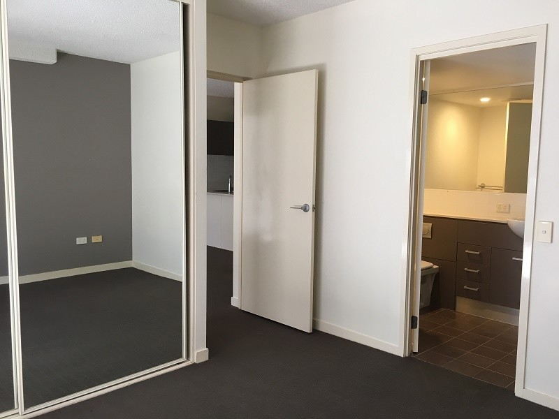 S09/8 Cordelia st, South Brisbane QLD 4101